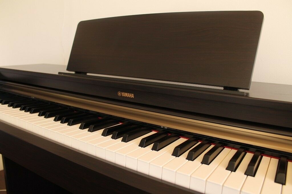 piano điện Yamaha YDP162