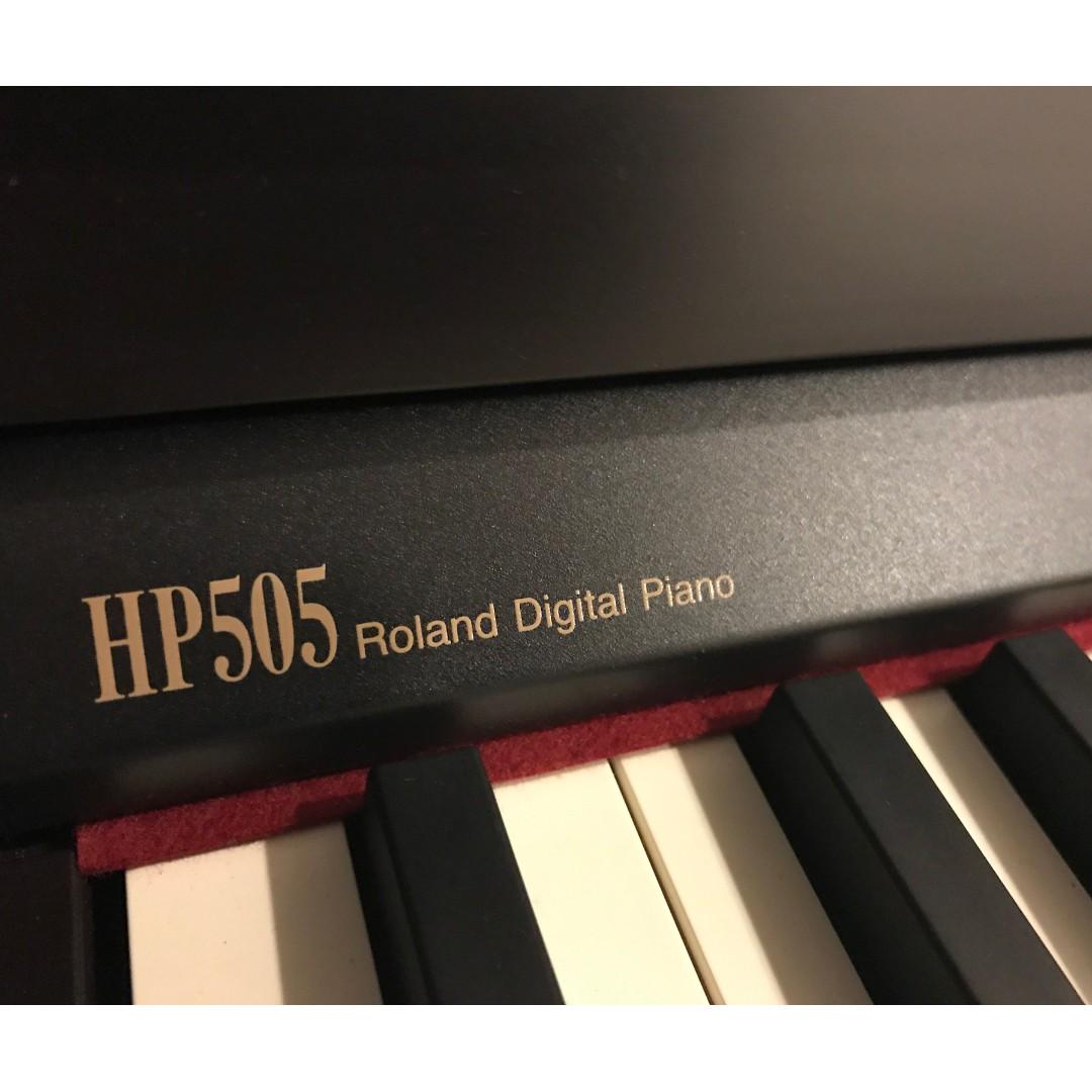 Roland HP505