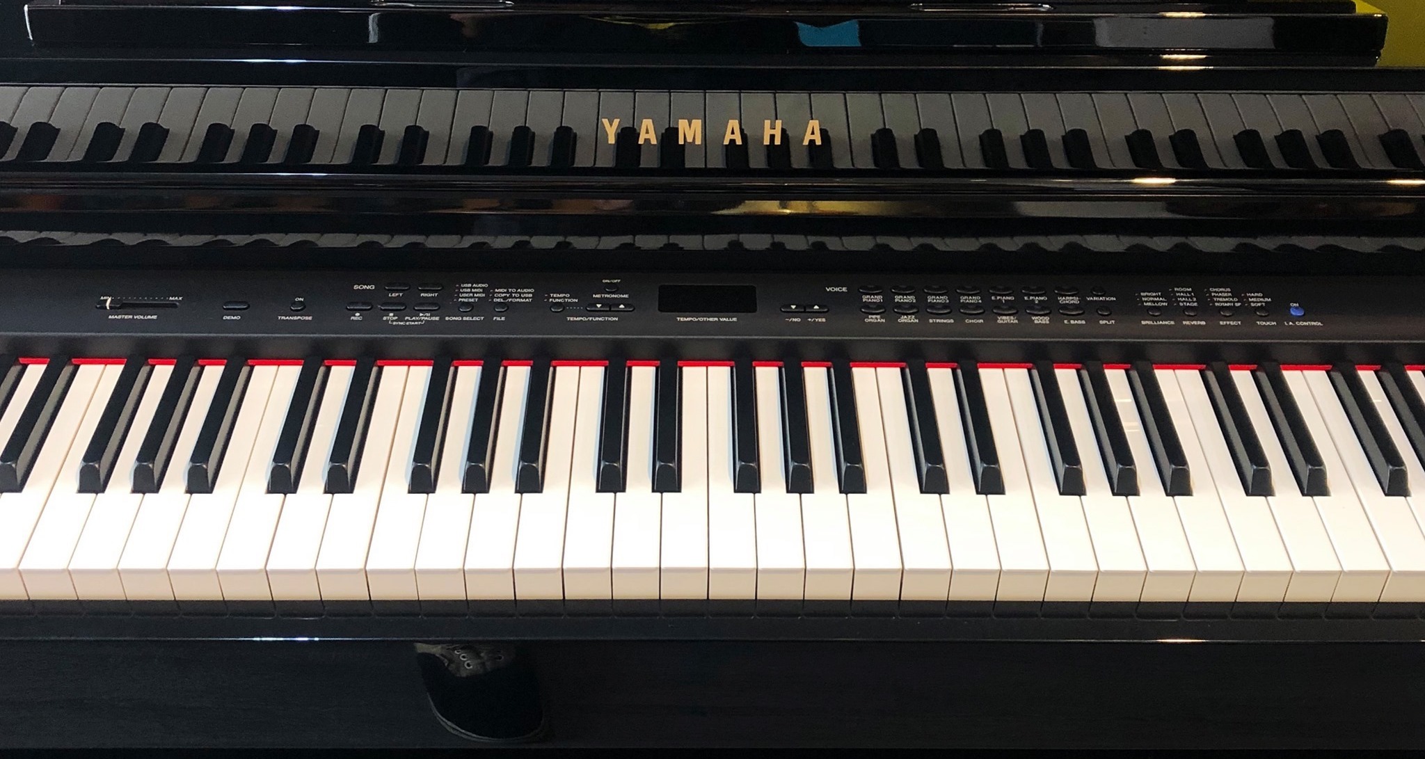 piano-dien-yamaha-clp-470-r 8