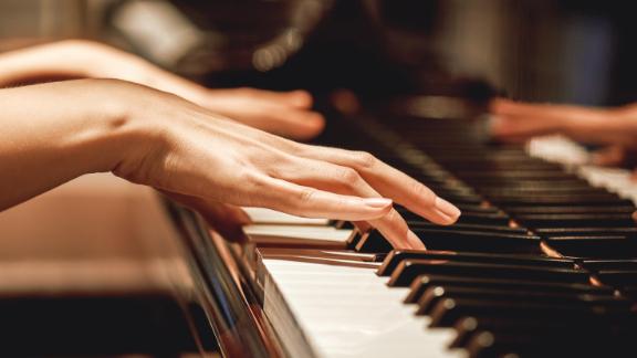 10 cách tập piano không thể bỏ qua cho người mới bắt đầu