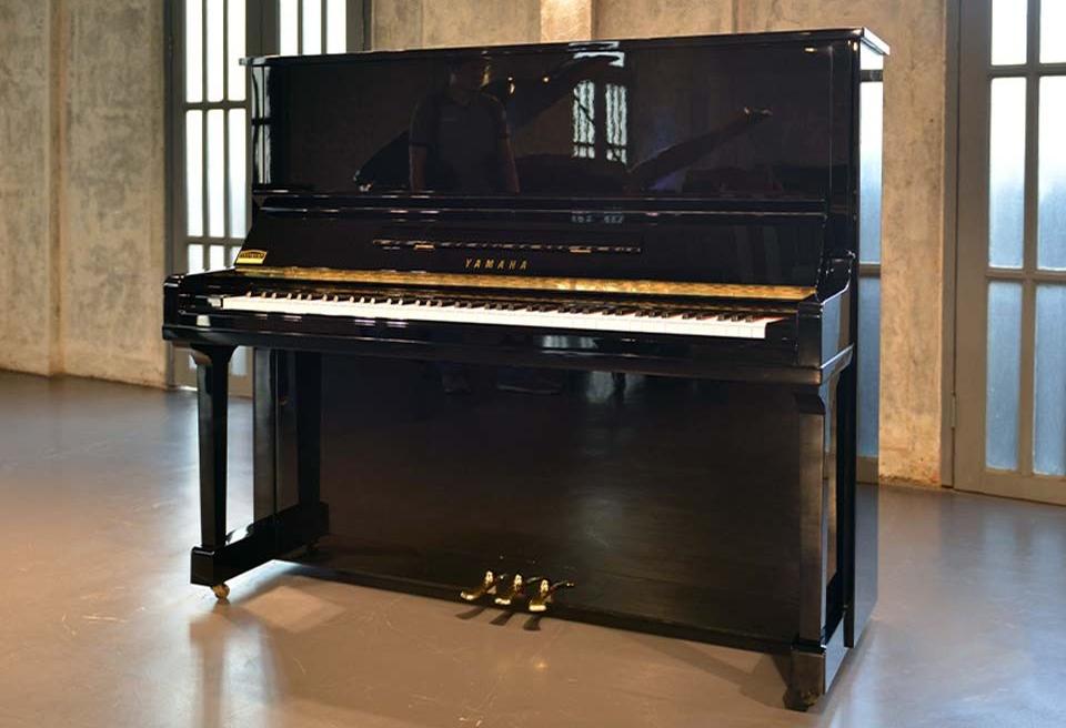 piano cơ Yamaha cũ