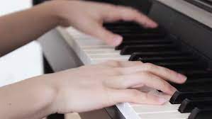 Học đàn piano có cần năng khiếu không?
