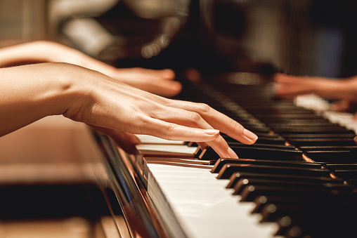 Học đàn piano có cần năng khiếu không?