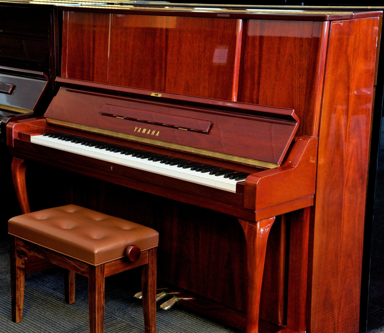 piano cơ yamaha w106