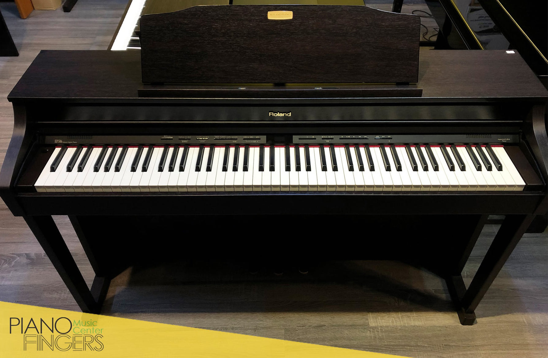 Review piano điện Roland HP-506