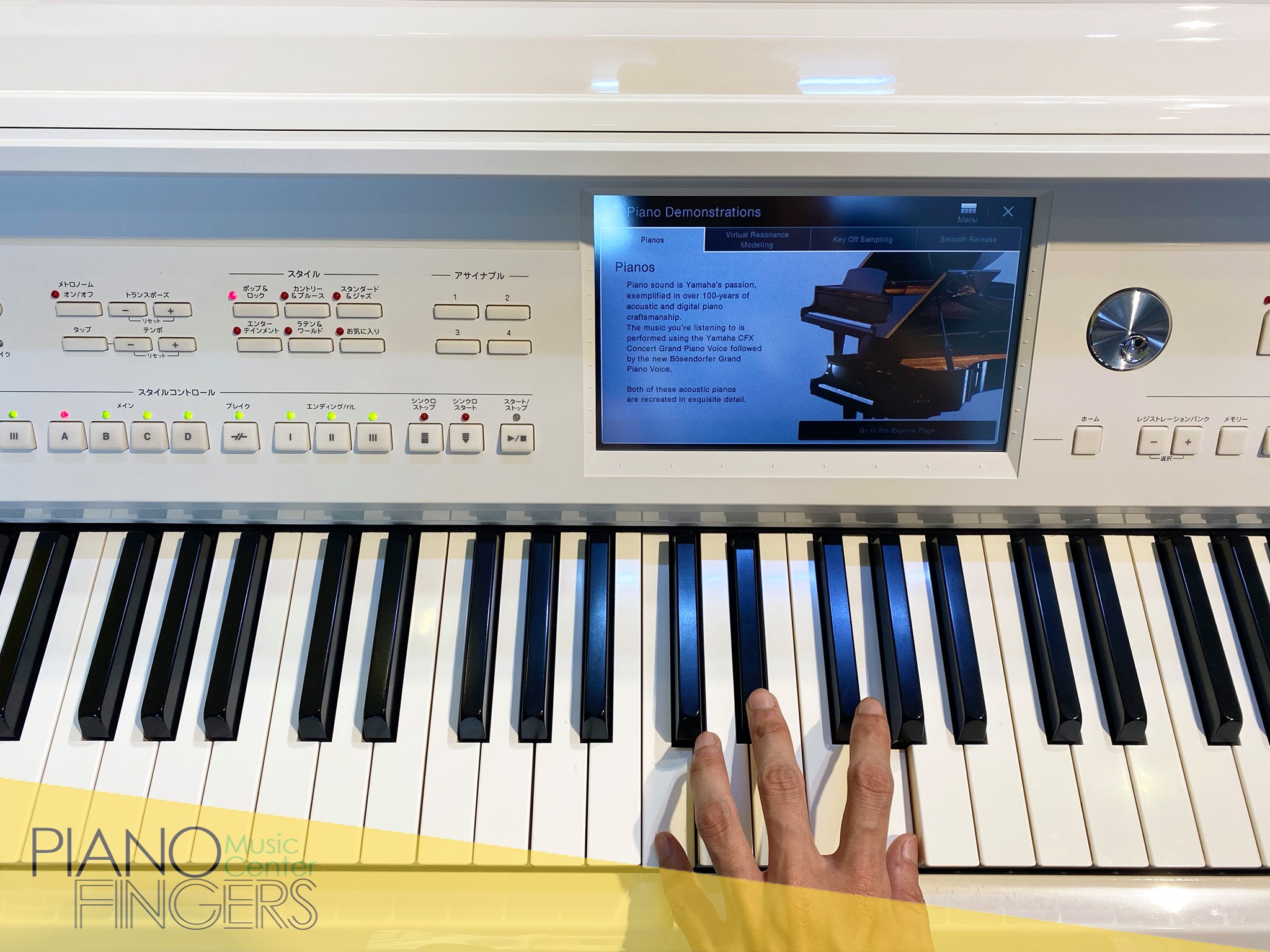 Review piano điện Yamaha CVP-709 3