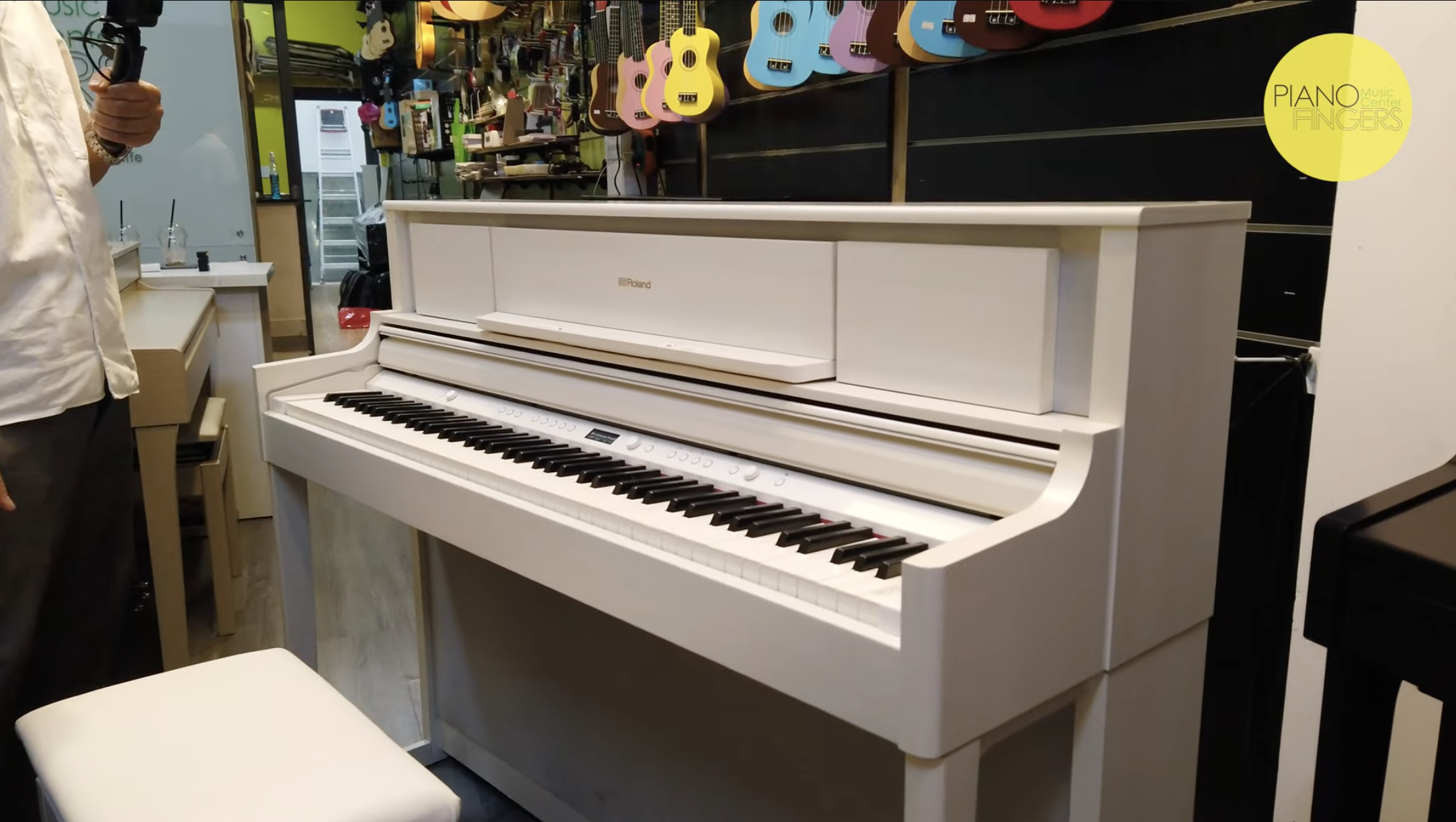 Review Piano điện Roland LX 705