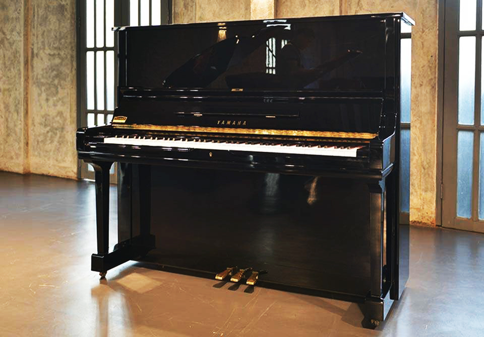 Cách kiểm tra số seri năm sản xuất piano Yamaha