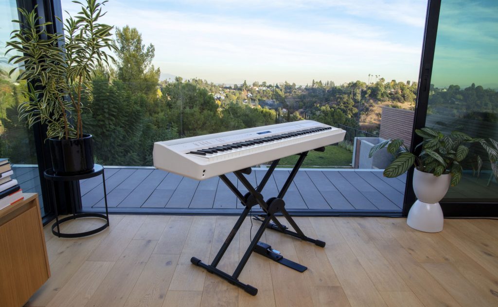 Review piano điện Roland FP-30X