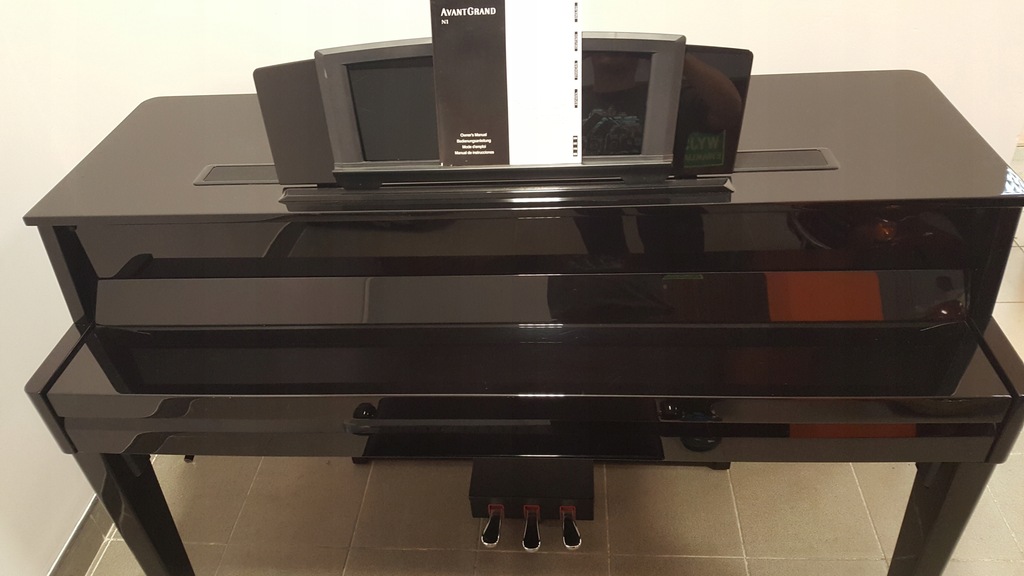 Review Piano điện lai cơ Yamaha AvantGrand N1