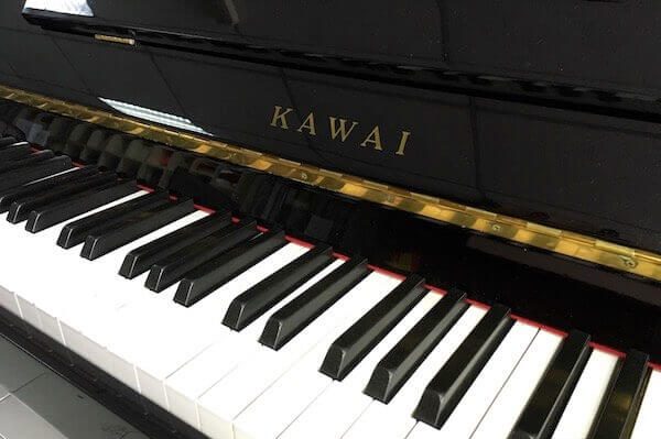 Piano cơ Kawai CL-5E