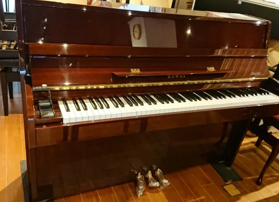 Piano cơ Kawai CL-7C