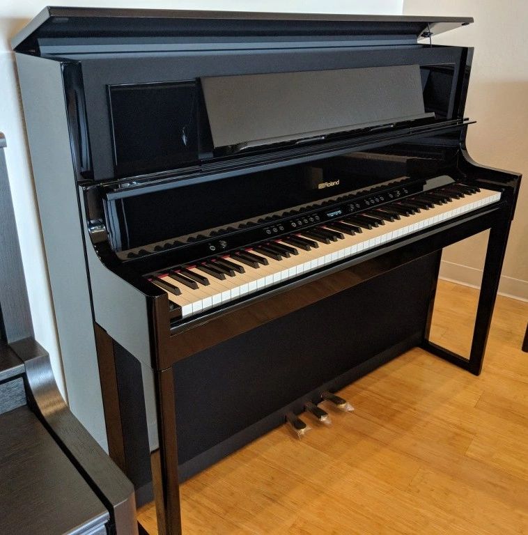 So sánh piano điện Roland LX705 LX706 LX708 - Roland LX708